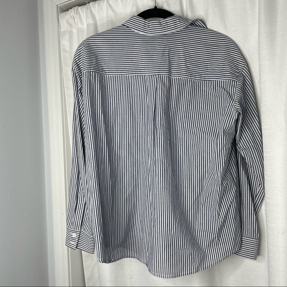 OVI Striped Button Down Top - Picture 5 of 5